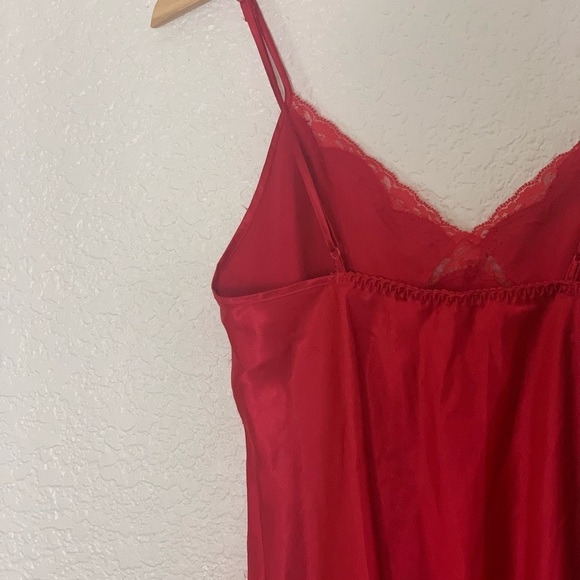 Victoria’s Secret | Red silky lace trim short lingerie size small - Picture 7 of 8